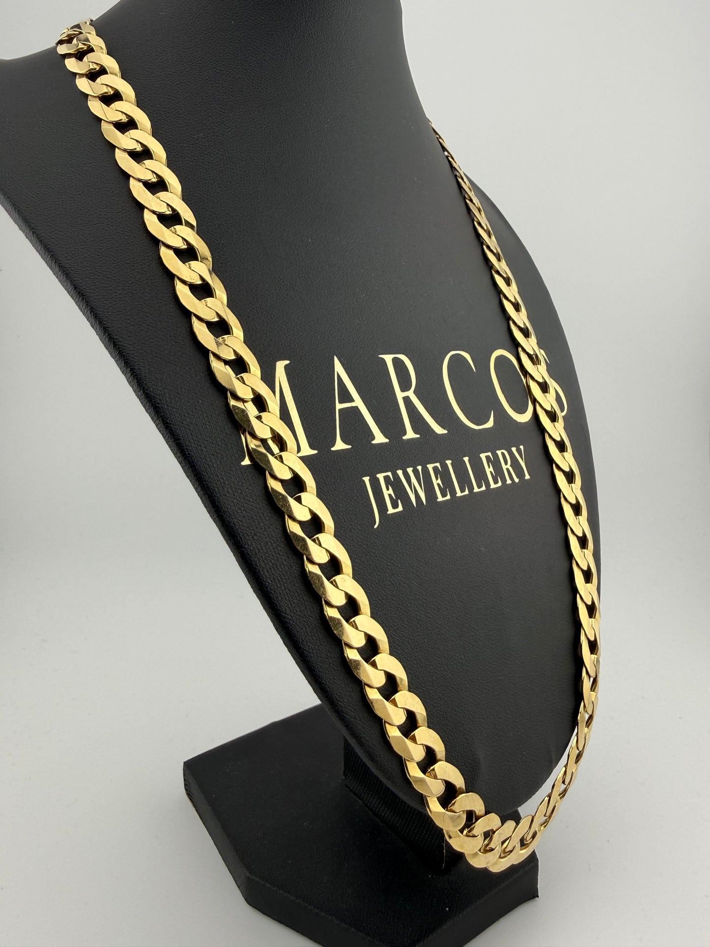 9ct Gold Curb Chain 24" 10mm 62.22g