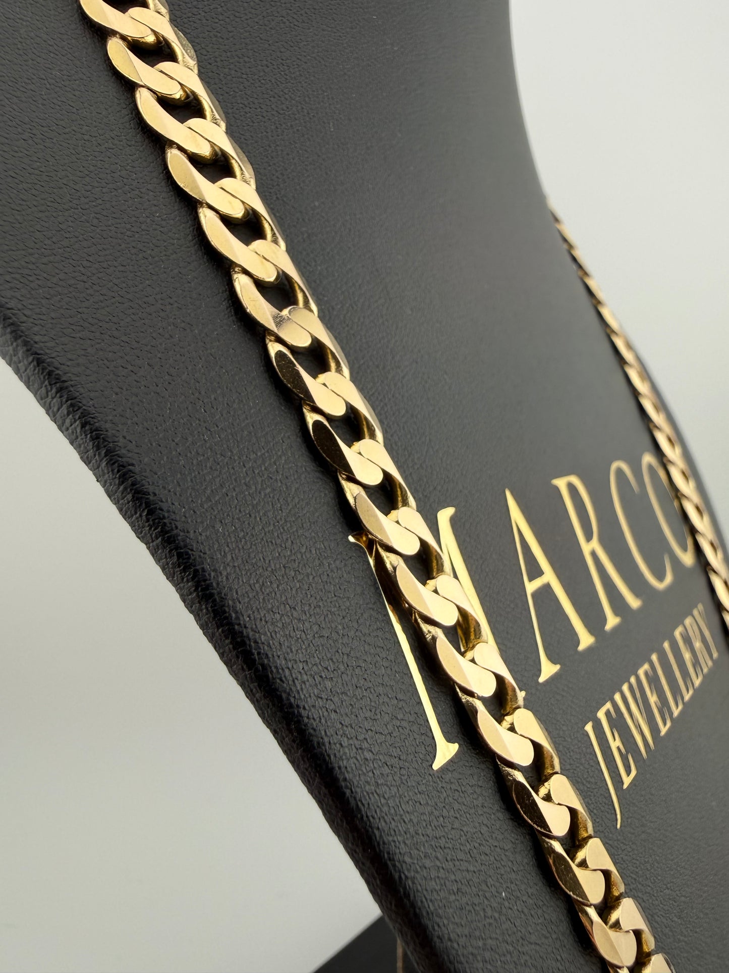 9ct Gold Curb Chain 22" 9/10mm 50.74g