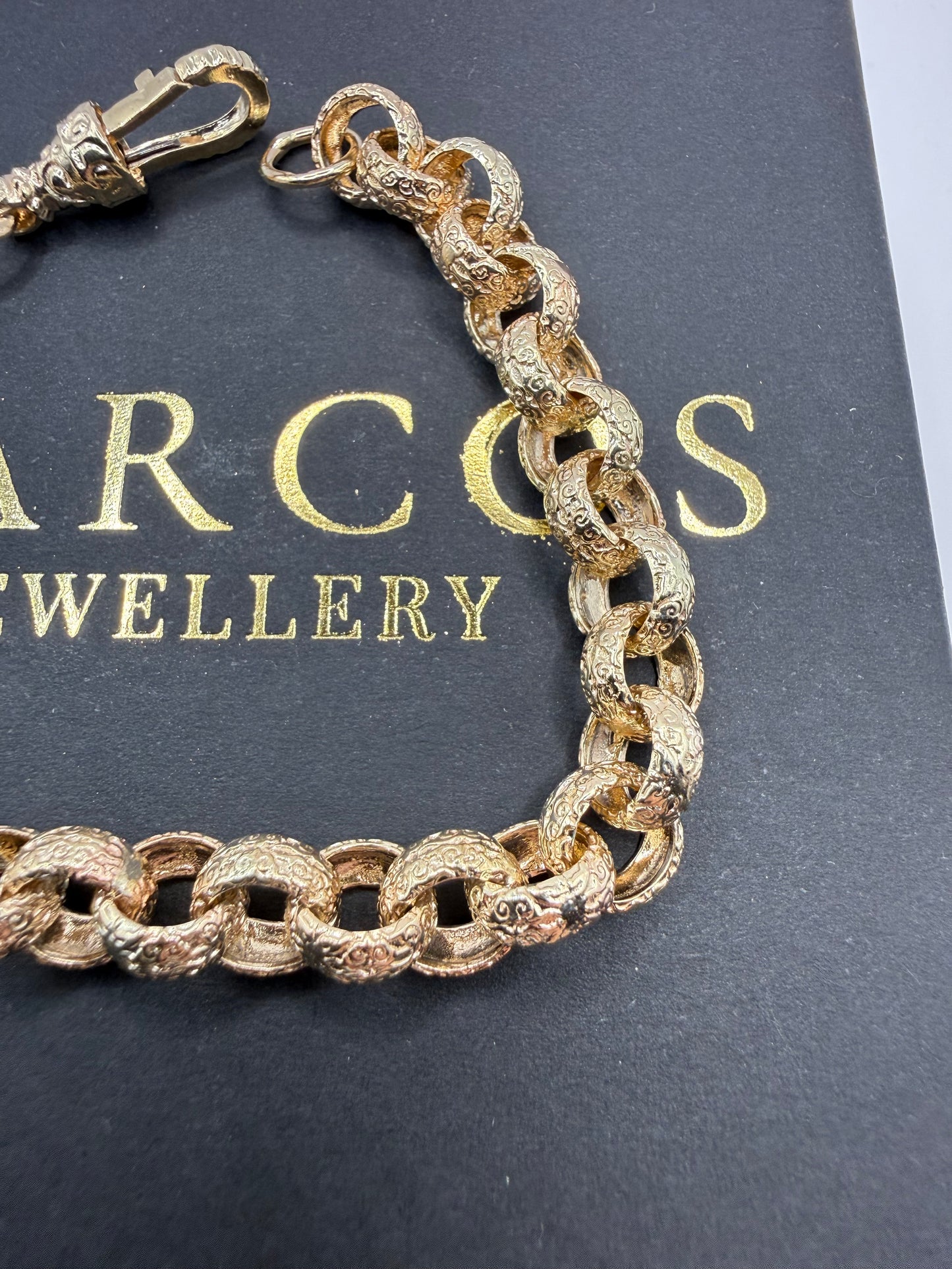 9ct Gold Belcher Bracelet 8" 8.5mm 20.95g