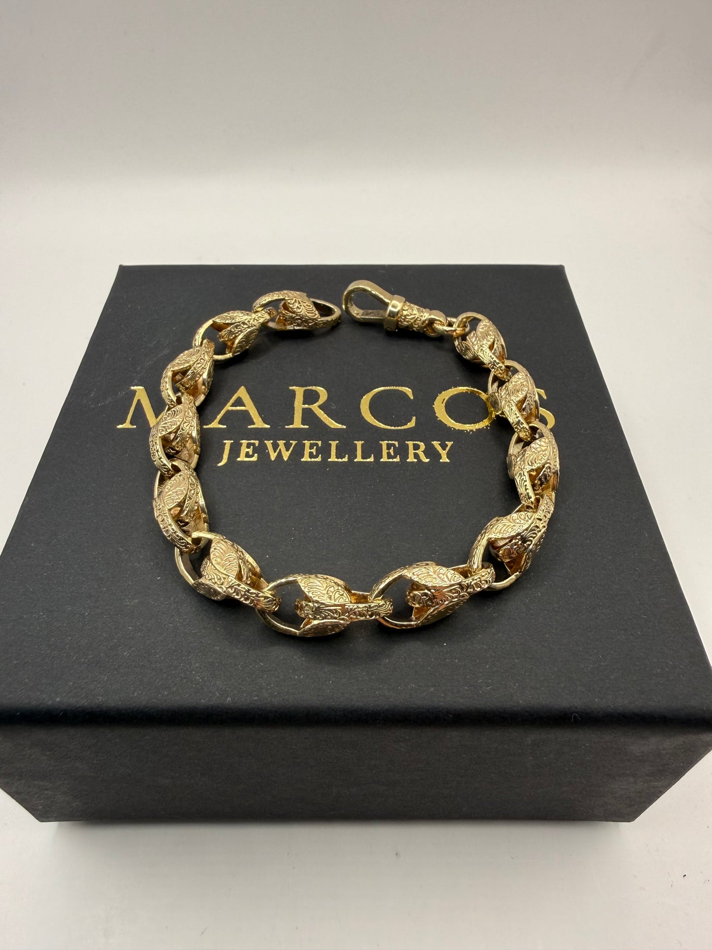 9ct Gold Tulip Bracelet 8" 8mm 26.72g
