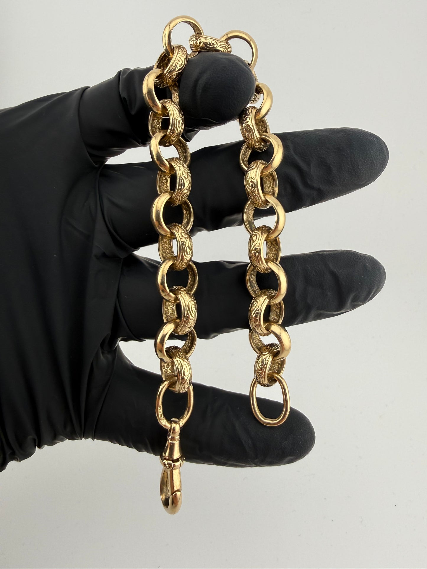 9ct Gold Belcher Bracelet 9.4" 11.5mm 44.1g