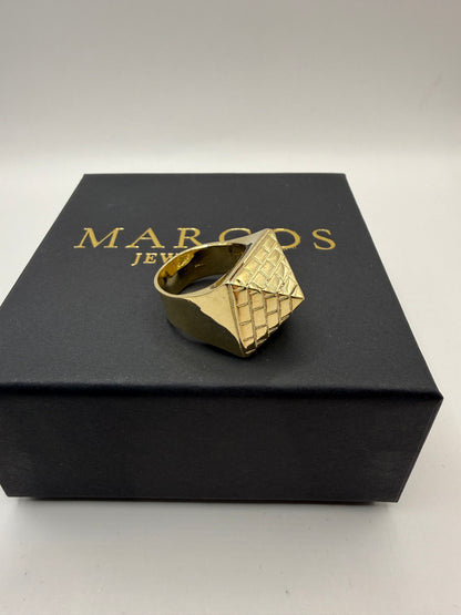 9ct Gold Pyramid Ring Size W 23.93g