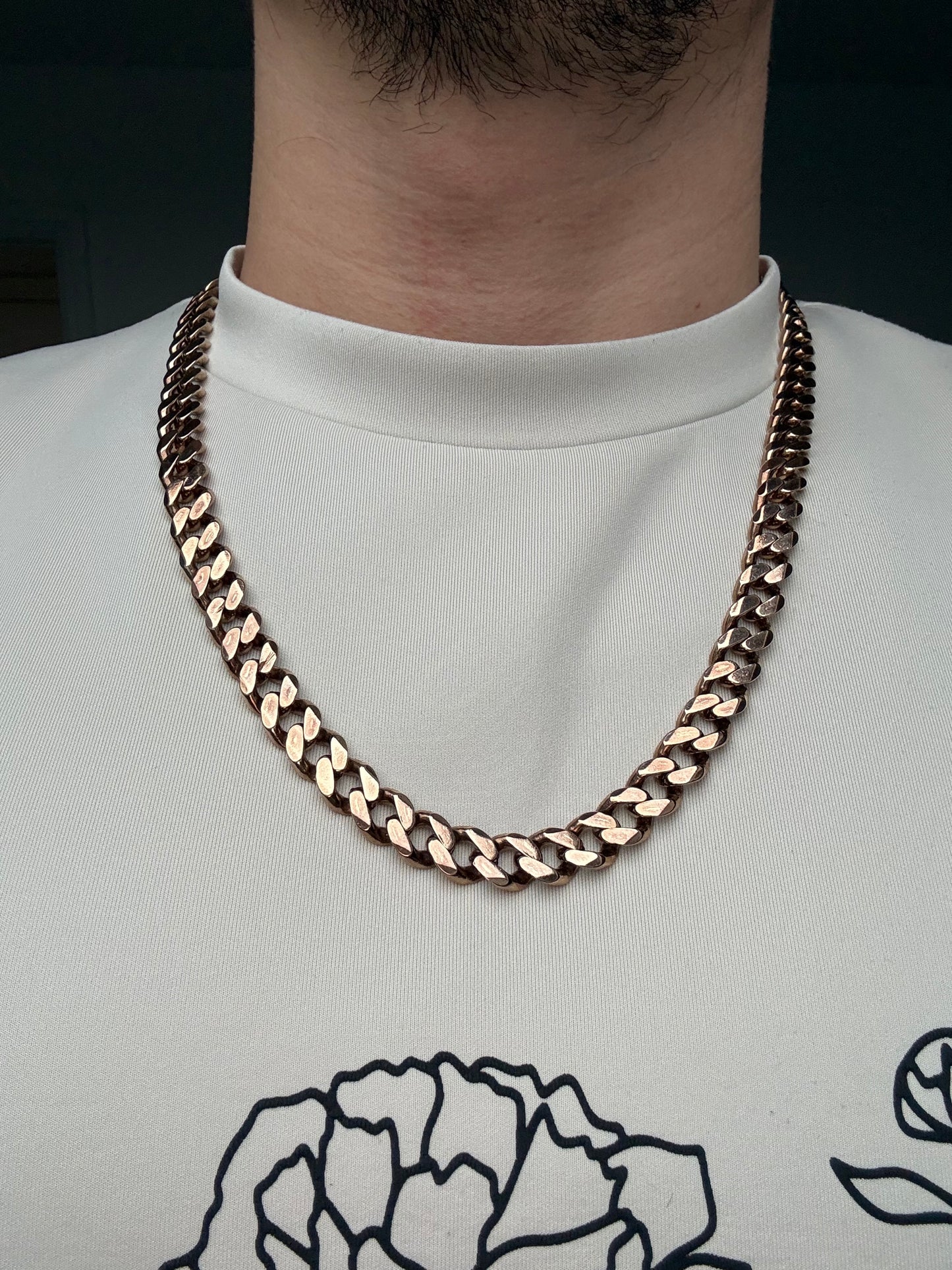 9ct Gold Curb Chain 26" 10mm 135.6g