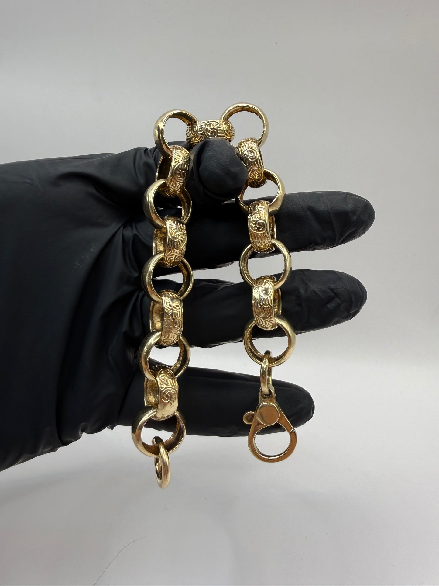 9ct Gold Belcher Bracelet 9" 16mm 43.63g