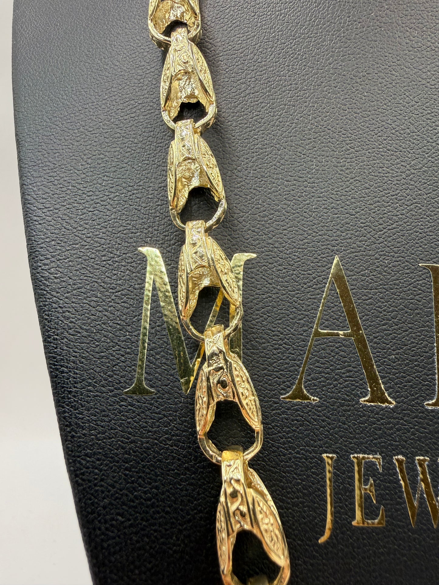 9ct Gold Tulip Chain 24" 8/9mm 56.71g