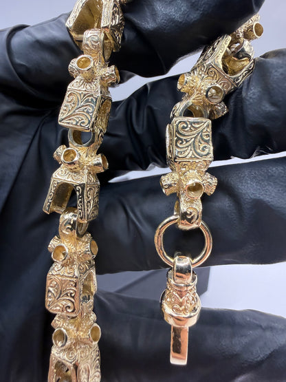 9ct Gold Lego Bracelet 9.5" 11mm 48g