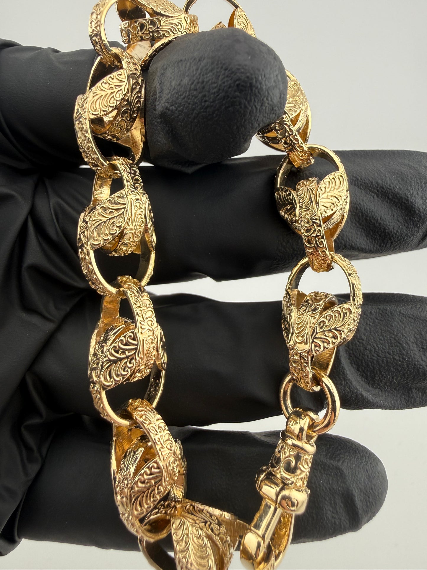 9ct Gold Tulip Bracelet 7.9" 11MM 35.35G