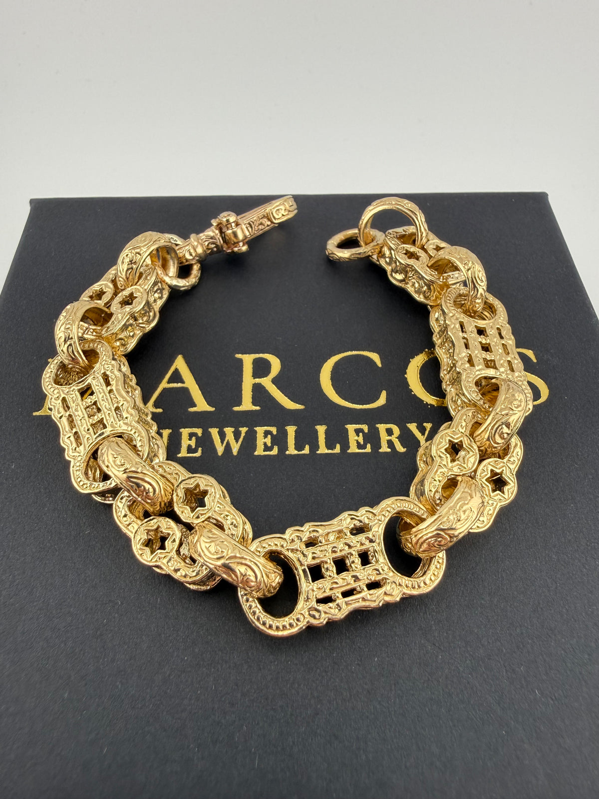 9ct Gold Stars & Bars Bracelet 8” 12.5mm 41g approx