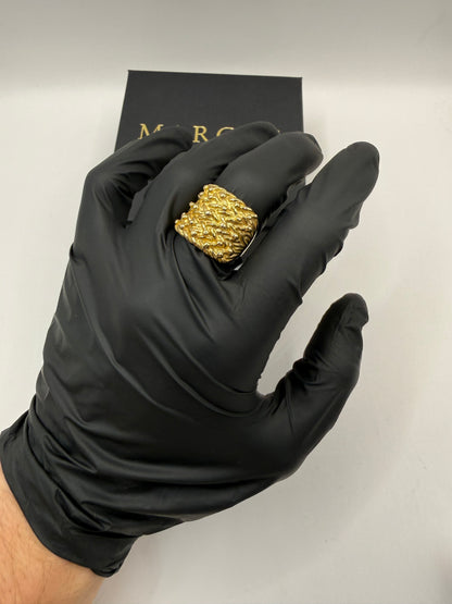 9ct Gold Keeper Ring Size T 11.14g