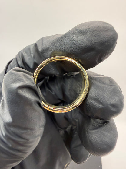 9ct Gold Designer Style Ring