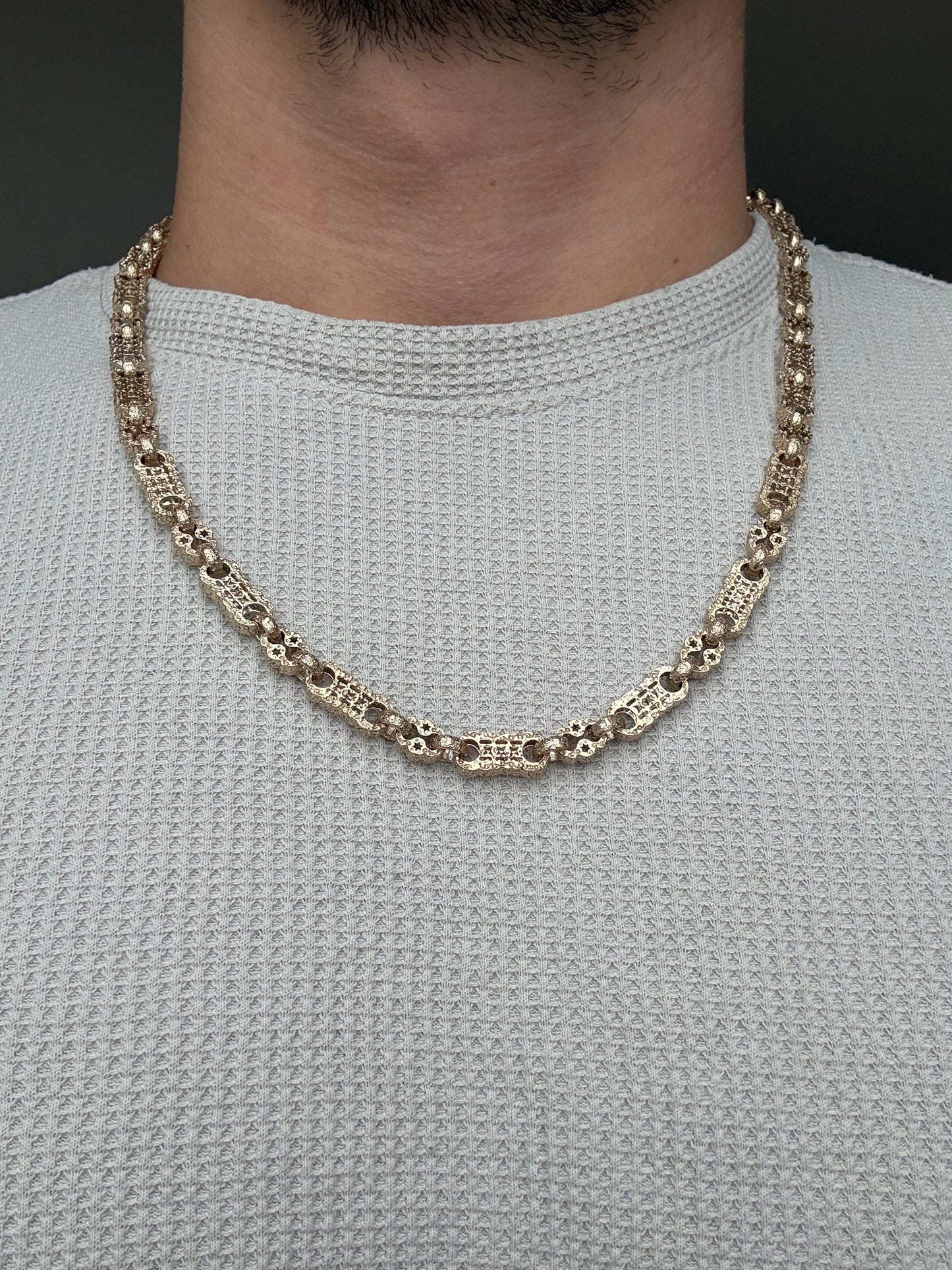 9ct Gold Stars & Bars Chain 24.5" 7mm 62.94g