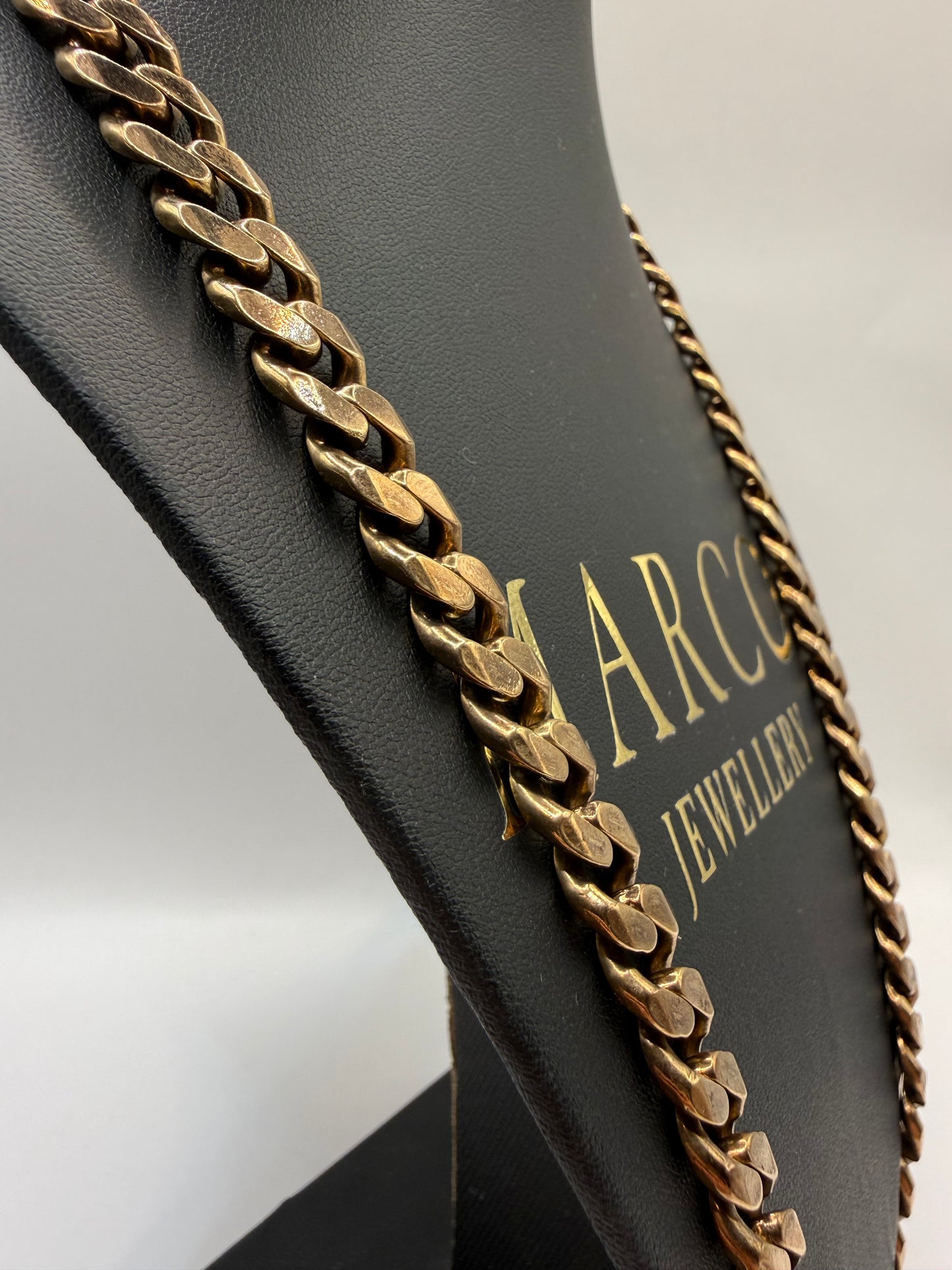 9ct Gold Curb Chain 26" 10mm 135.6g