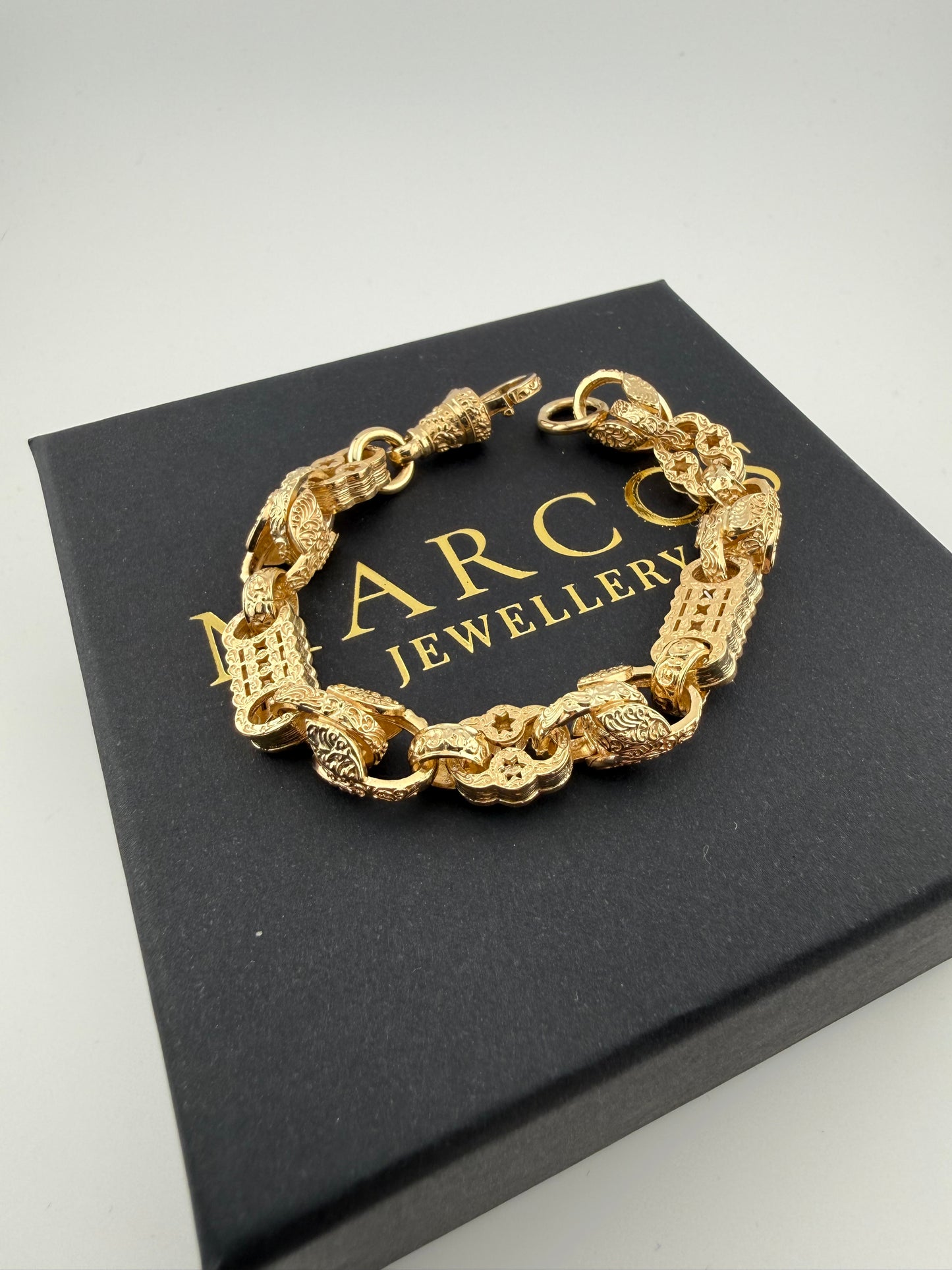 9ct Gold Stars & Bars & Tulip Bracelet 7.2" 10mm 26.59g