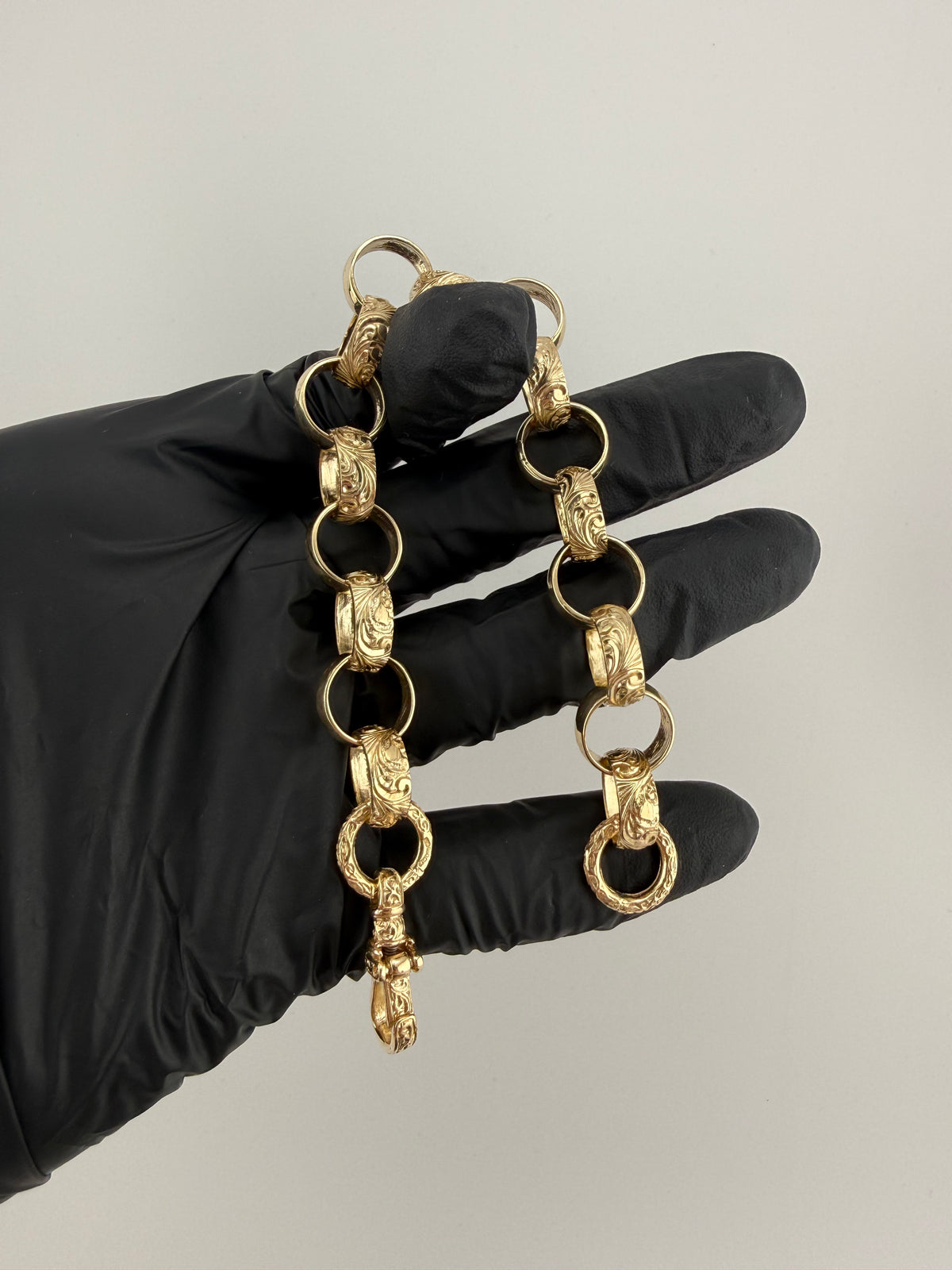 9ct Gold Belcher Bracelet 8.5" 13.5mm 32.9g