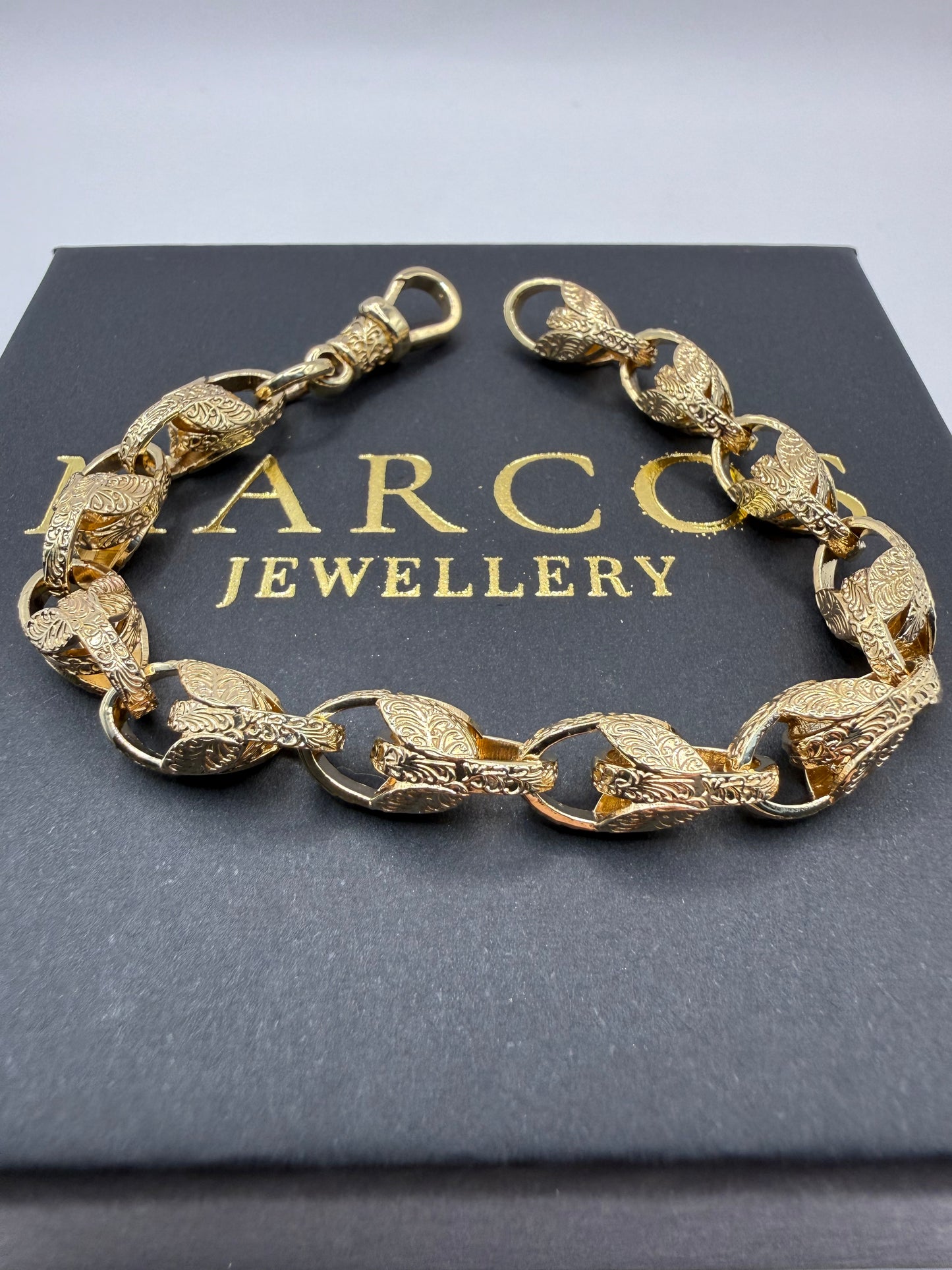 9ct Gold Tulip Bracelet 7.5" 8mm 22.96g