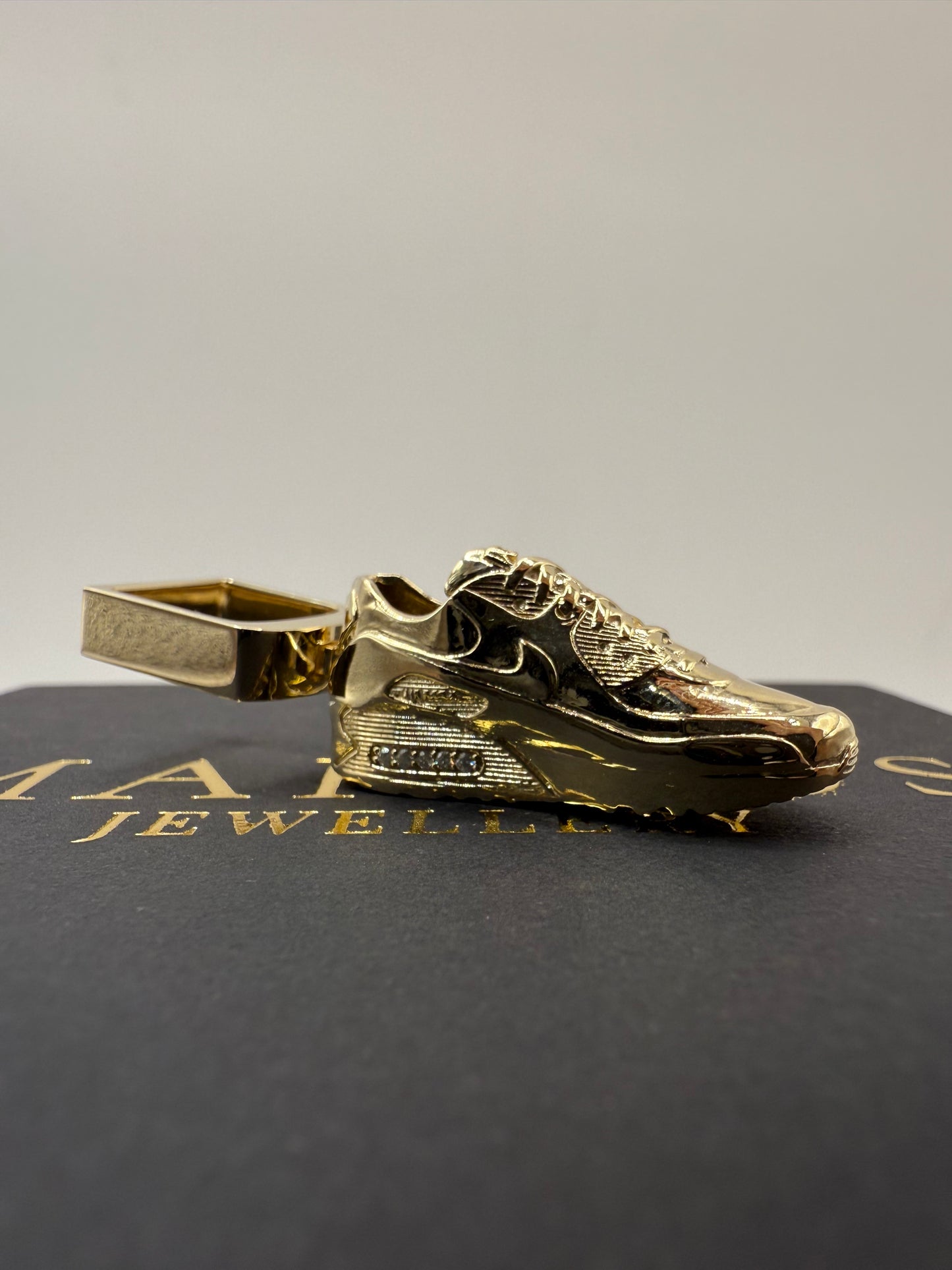 9ct Solid Gold Nike Shoe Pendant 1.9” 16.39g