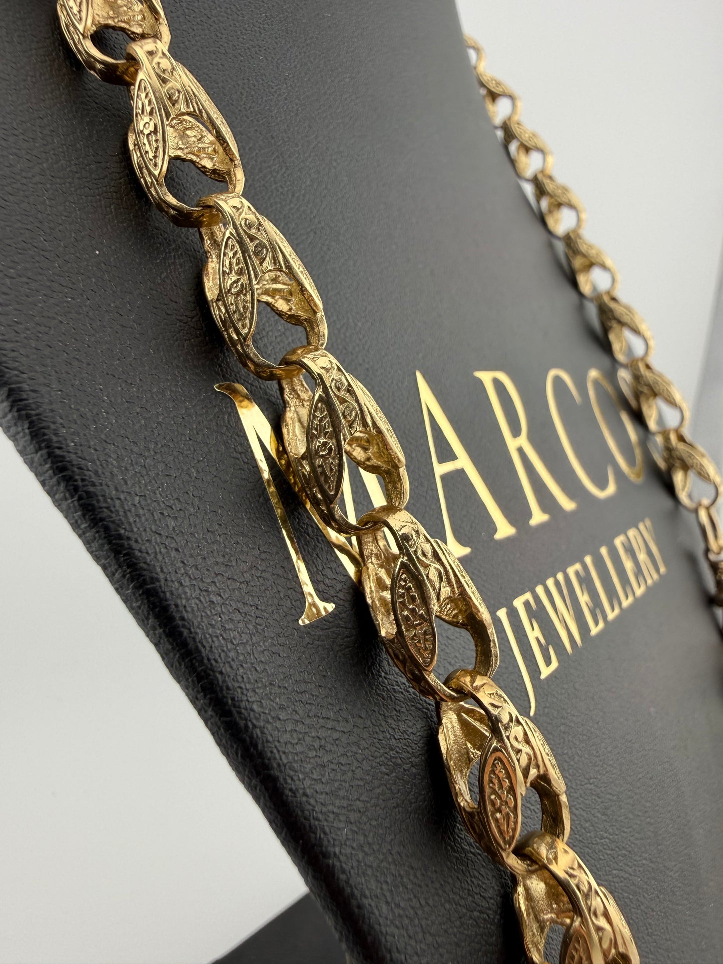 9ct Gold Tulip Chain 26.5” 8mm 65.4g