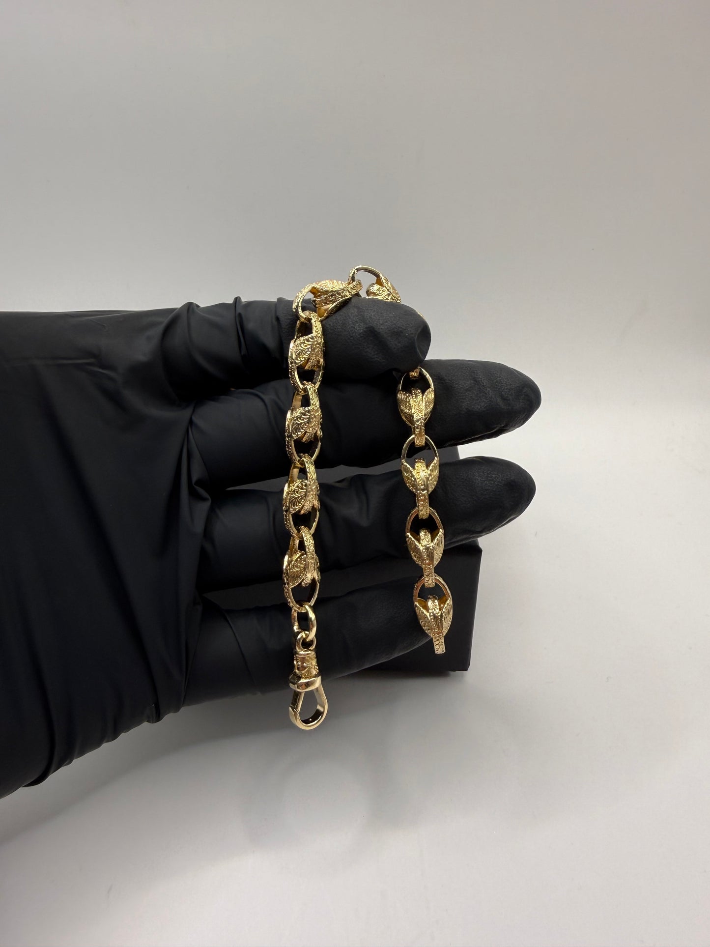 9ct Gold Tulip Bracelet 7.5" 8mm 22.96g