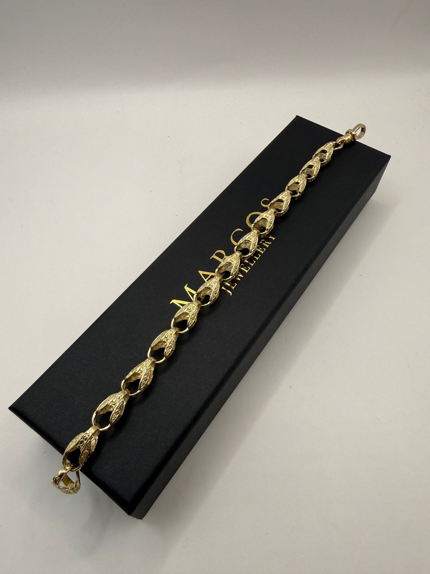 9ct Gold Tulip Bracelet 9.4" 8/9mm 22.08g