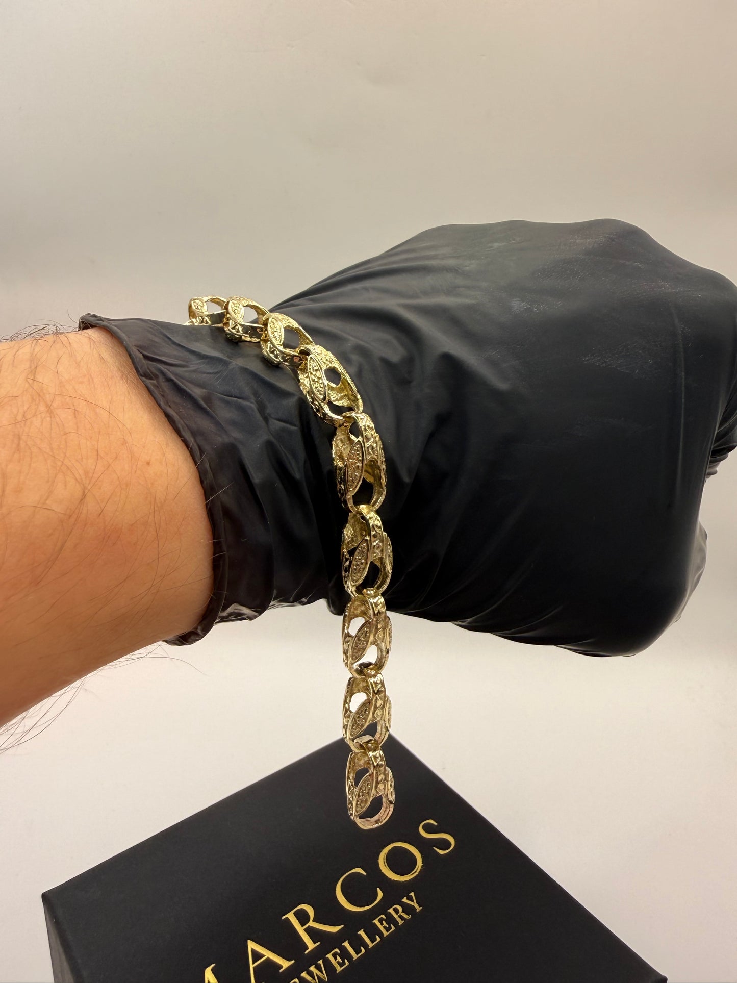 9ct Gold Tulip Bracelet 7" 8mm 17.3g