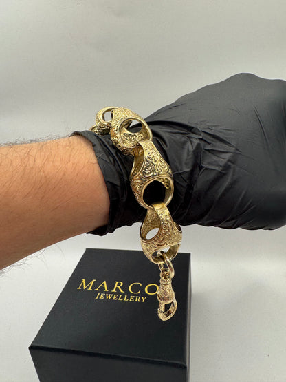 9ct Gold Acorn Bracelet