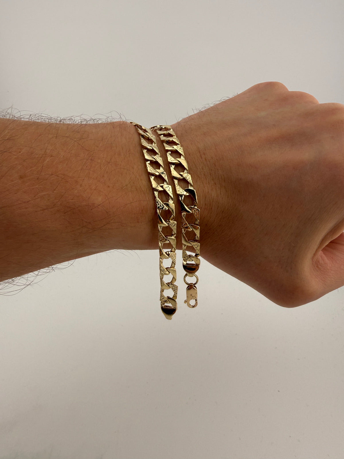 9ct Gold Chaps Bracelet 8mm 8.9g