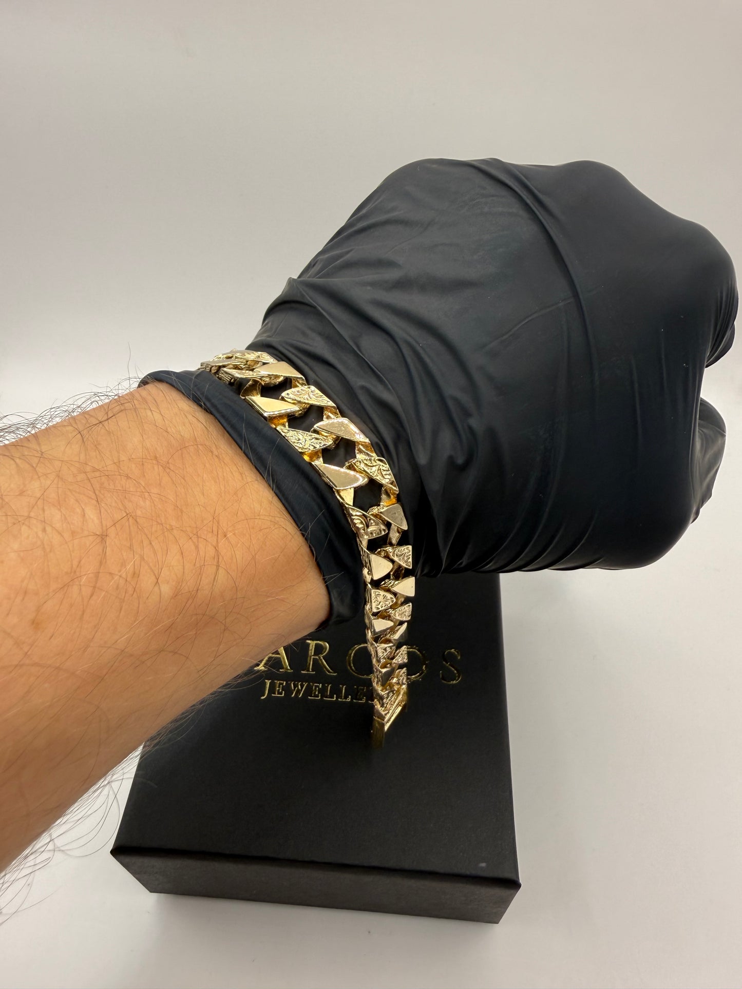 9ct Gold Chaps Bracelet 7.75" 12mm 26.93g (made to order)