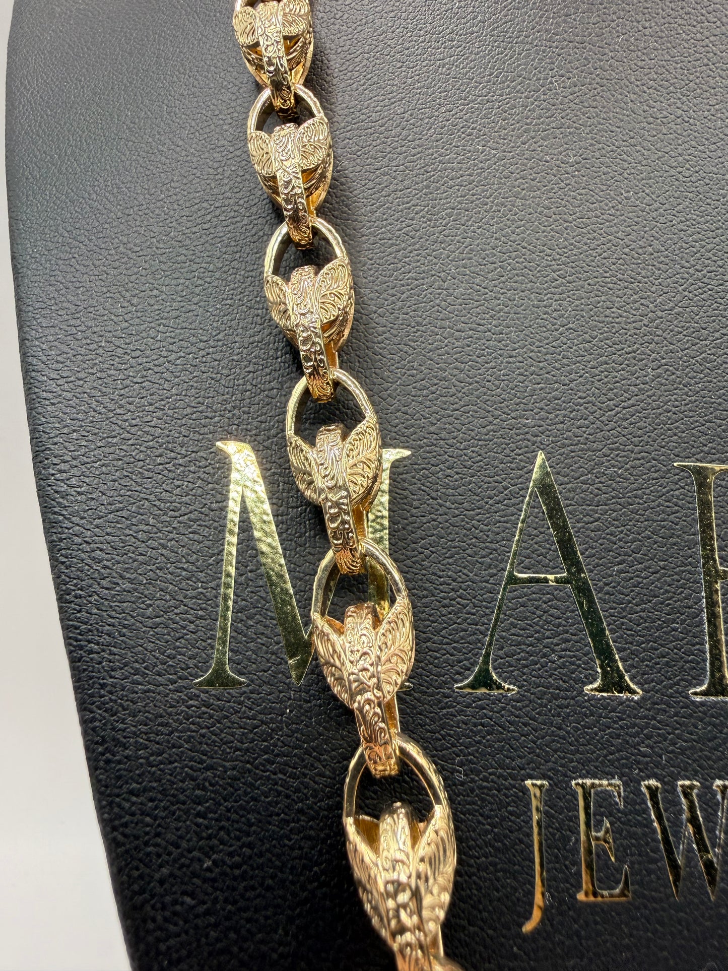 9ct Gold Tulip Chain 23.5" 8mm 77.49g