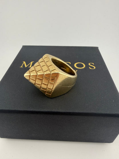 9ct Gold Pyramid Ring Size U 56.4g
