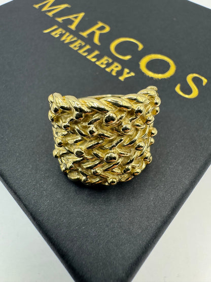 9ct Gold Keeper Ring Size S 11.28g