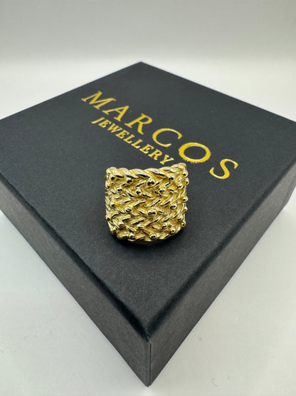 9ct Gold Keeper Ring Size S 11.28g