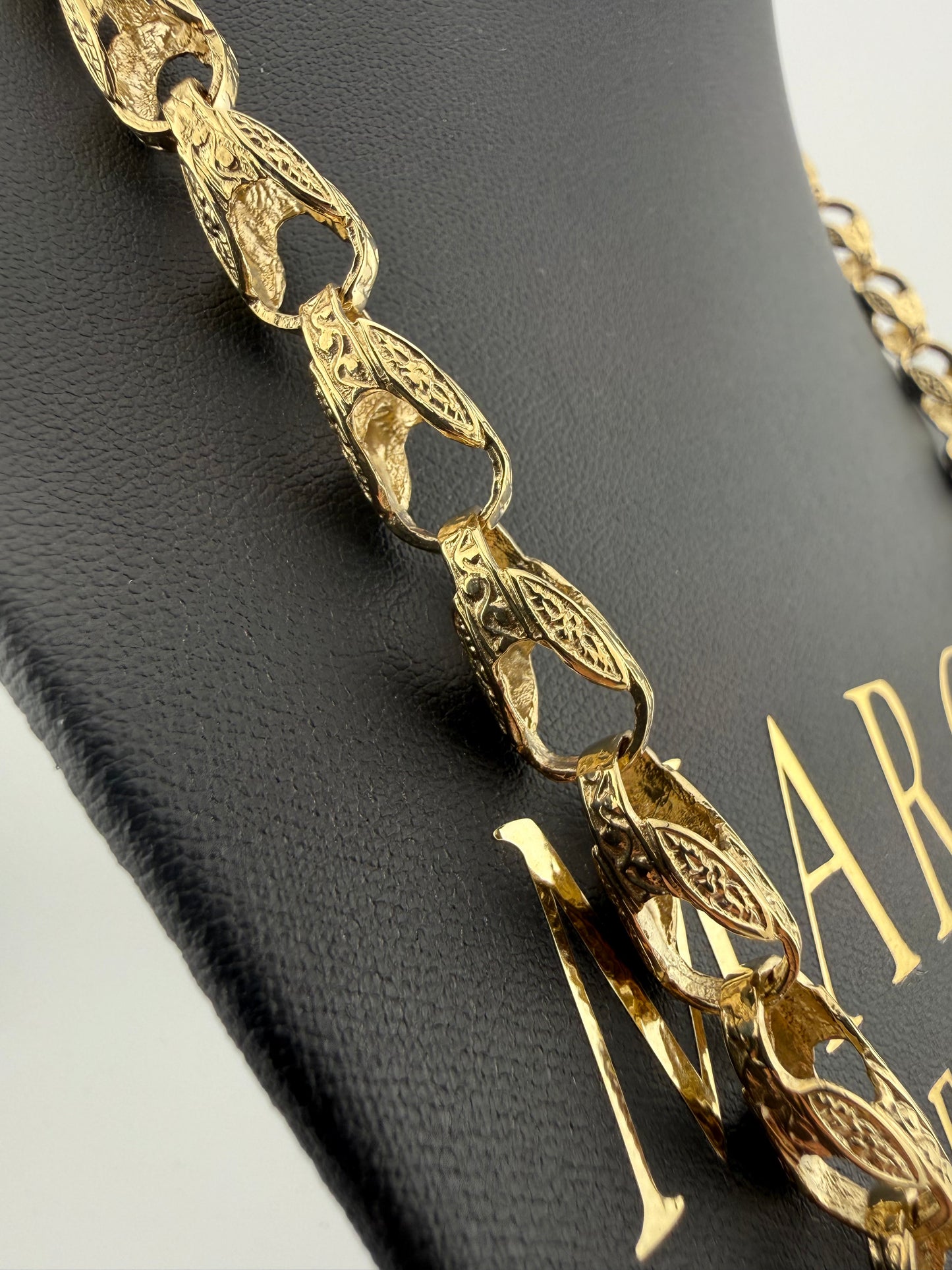 9ct Gold Tulip Chain 22.25" 8mm 51.7g