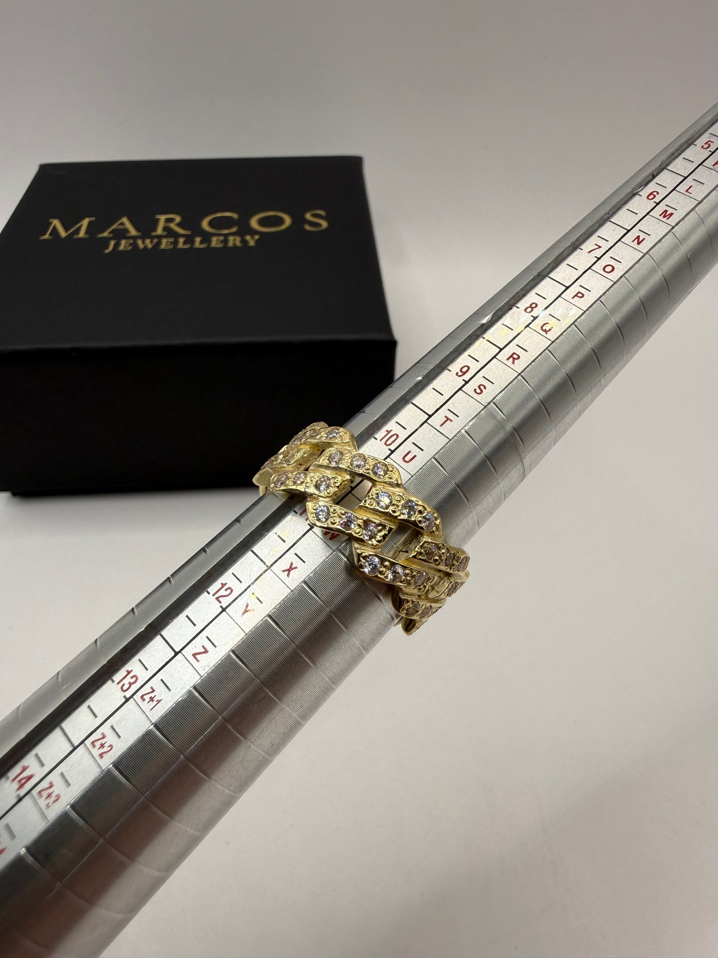 9ct Gold Stone Set Cuban Ring 9g