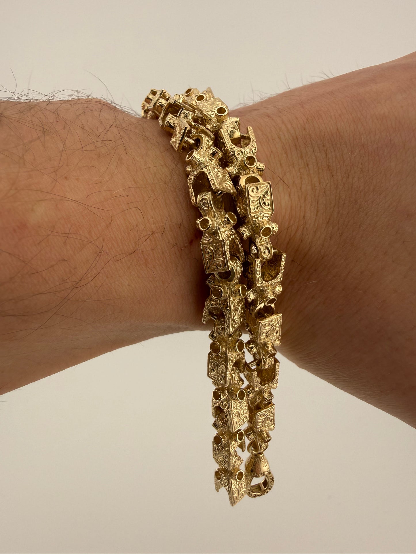 9ct Gold Lego Bracelet 7.95" 8mm