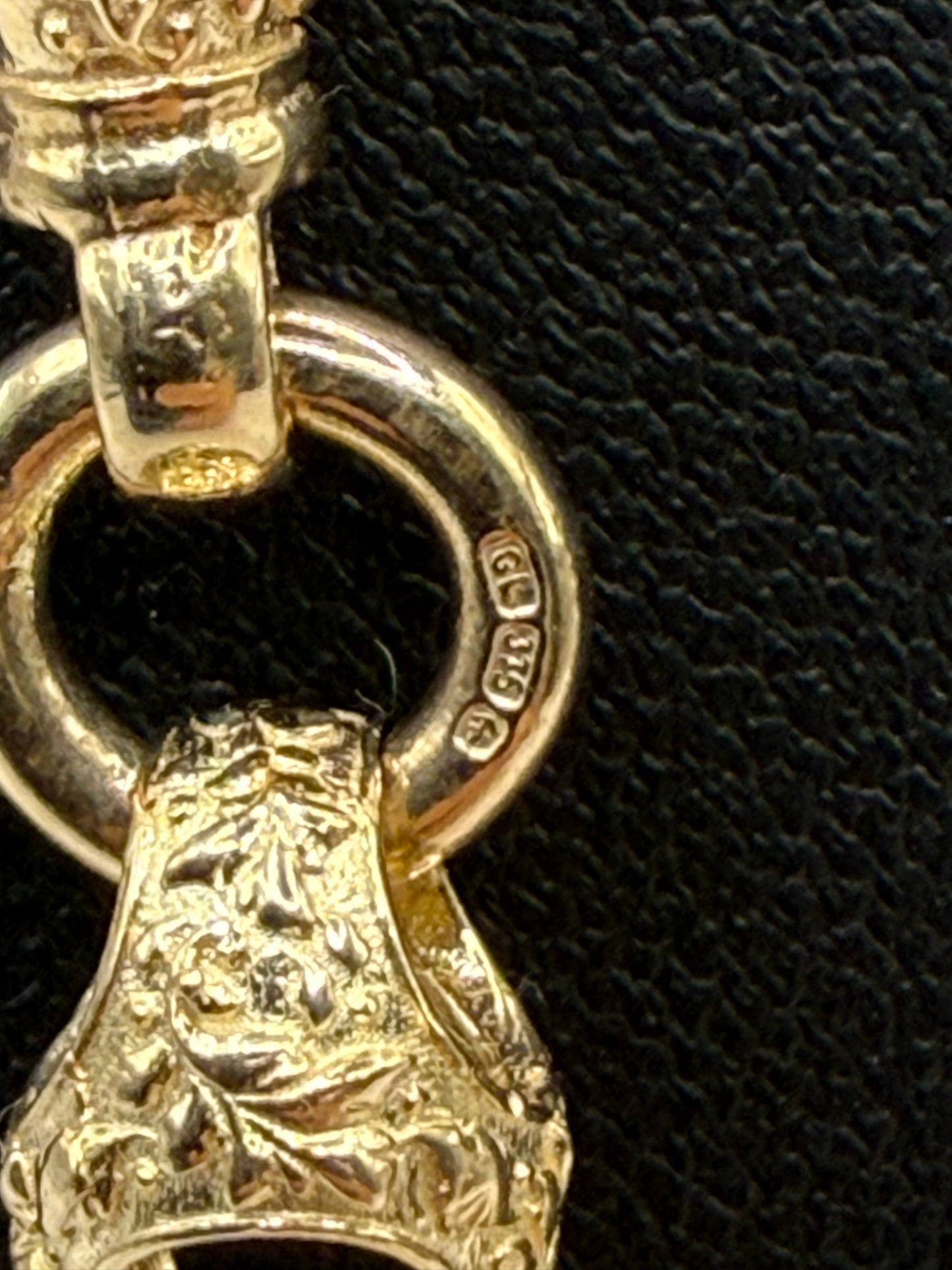 9ct Gold Acorn Chain 24.25" 8mm 62.82g