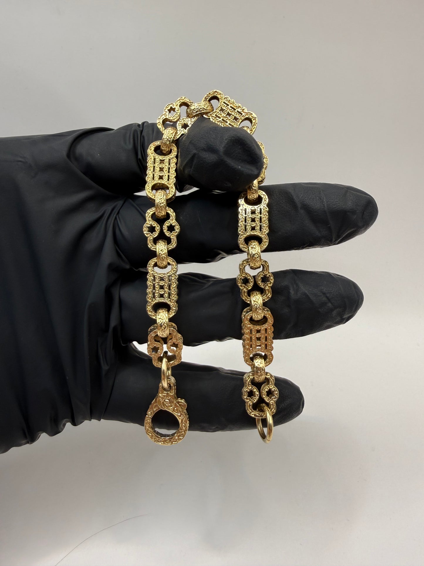 9ct Gold Stars & Bars Bracelet 8.25" 10mm 27.3g