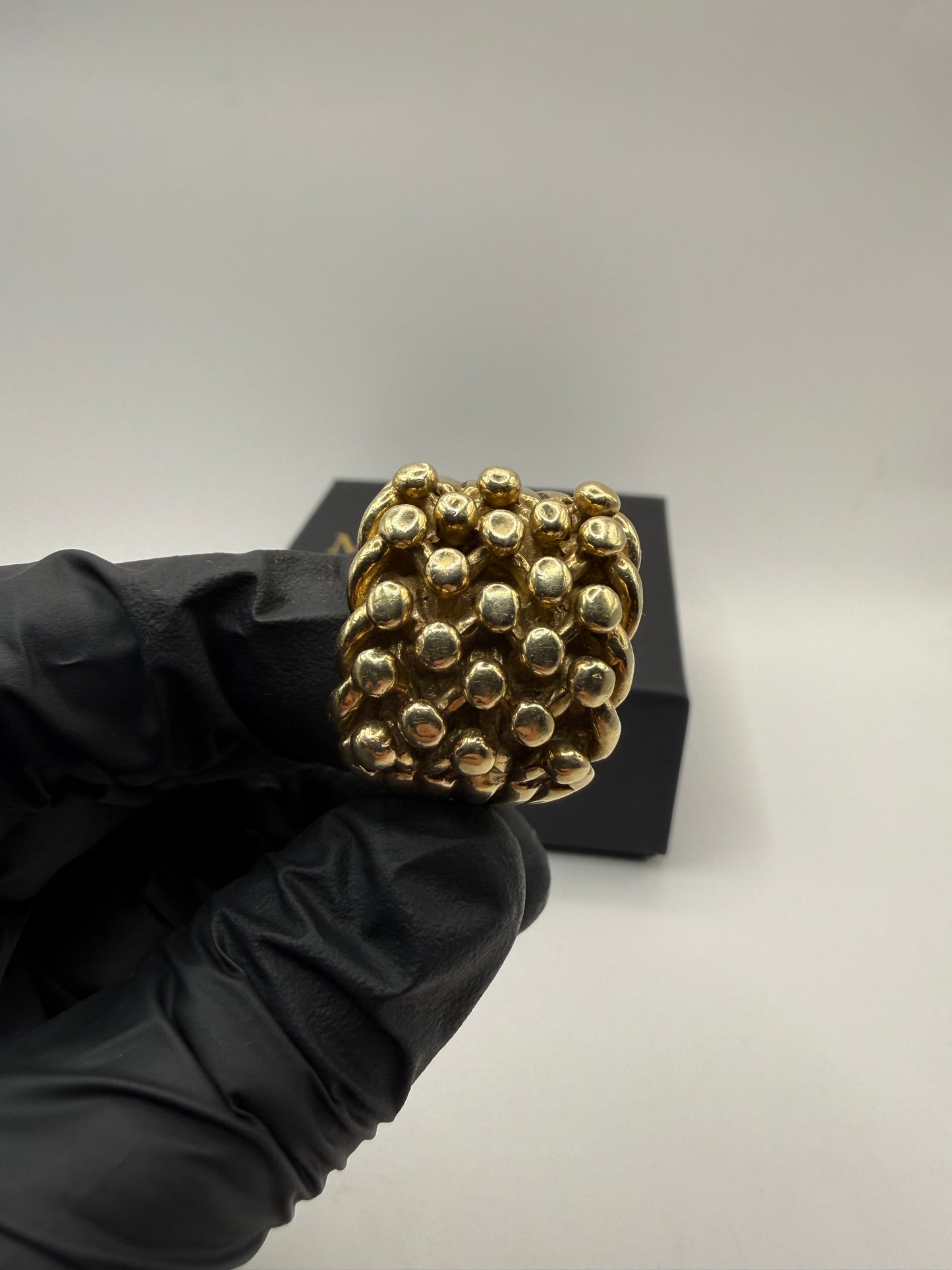 9ct Gold Keeper Ring Size Z 38.33g