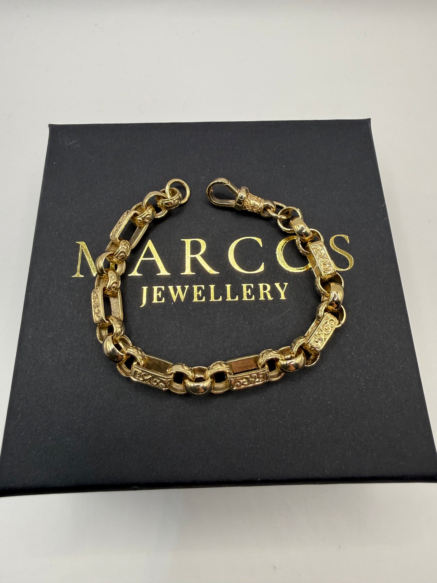 9ct Gold Gypsy Bracelet 7" 7.5mm 17.4g