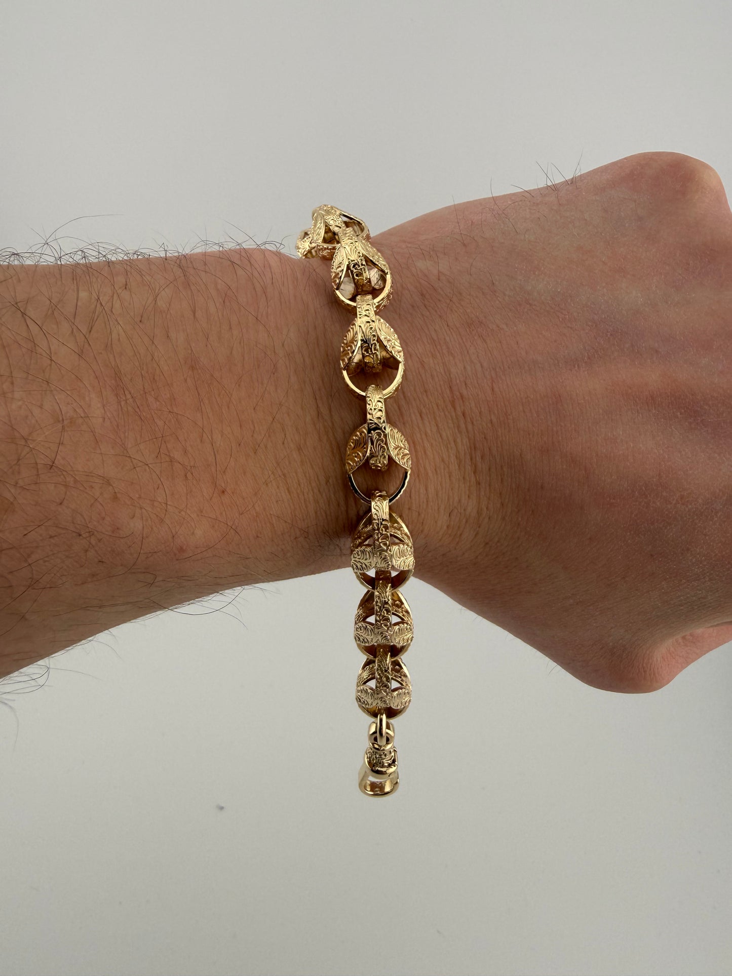 9ct Gold Tulip Bracelet 7.9" 11MM 35.35G