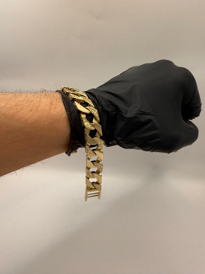 9ct gold chaps bracelet 9" 12mm 57.9g