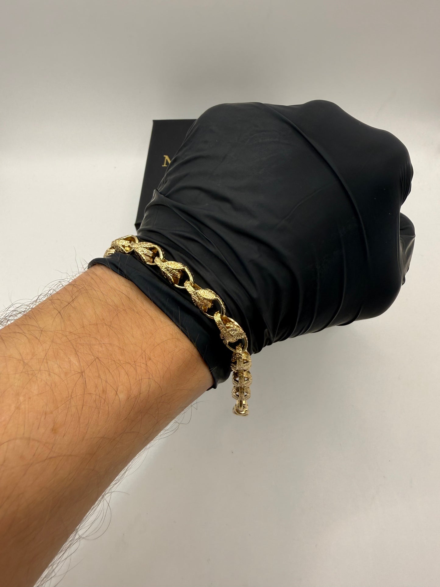 9ct Gold Tulip Bracelet 8" 8mm 24.49g