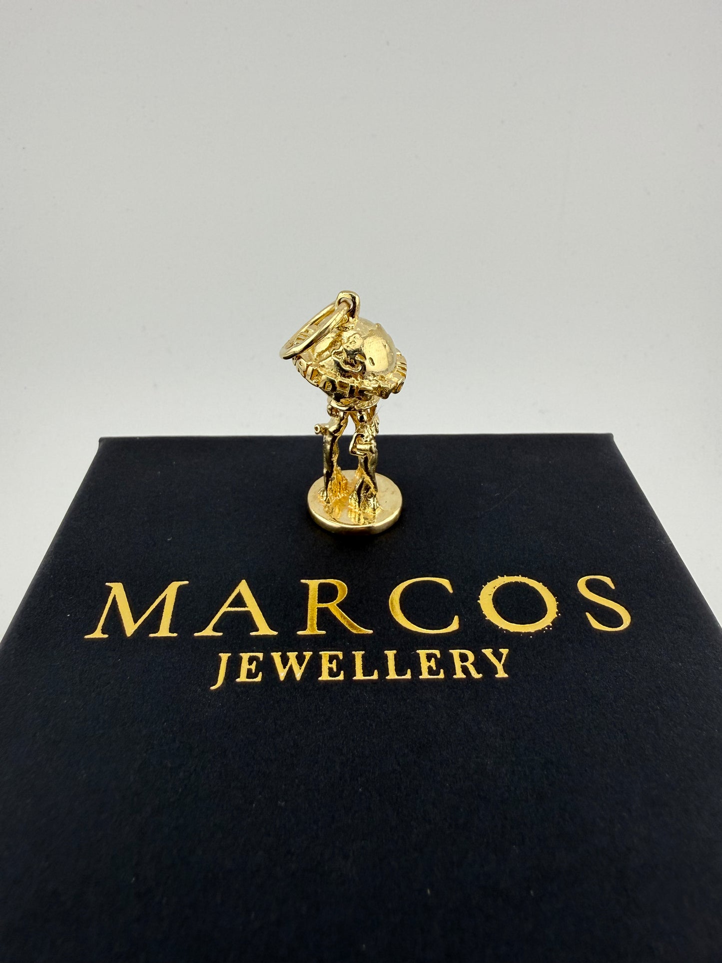 9ct Gold World Is Yours Pendant 1.8" inc bail 10mm bail 24.54g