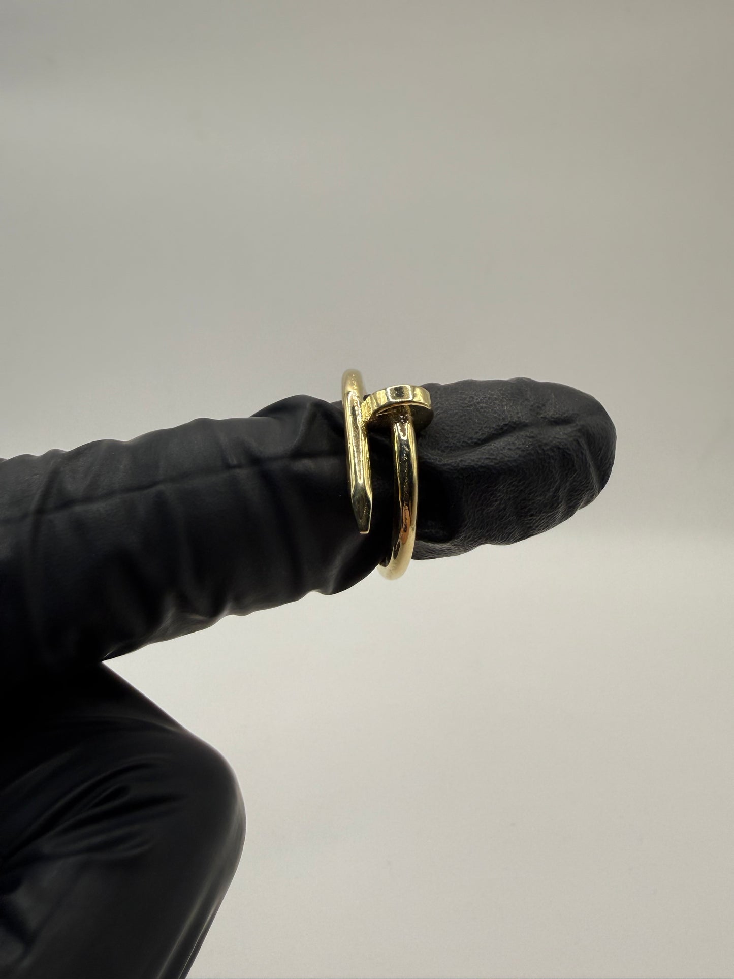 9ct Gold Baby Nail Ring Size K 4.4g