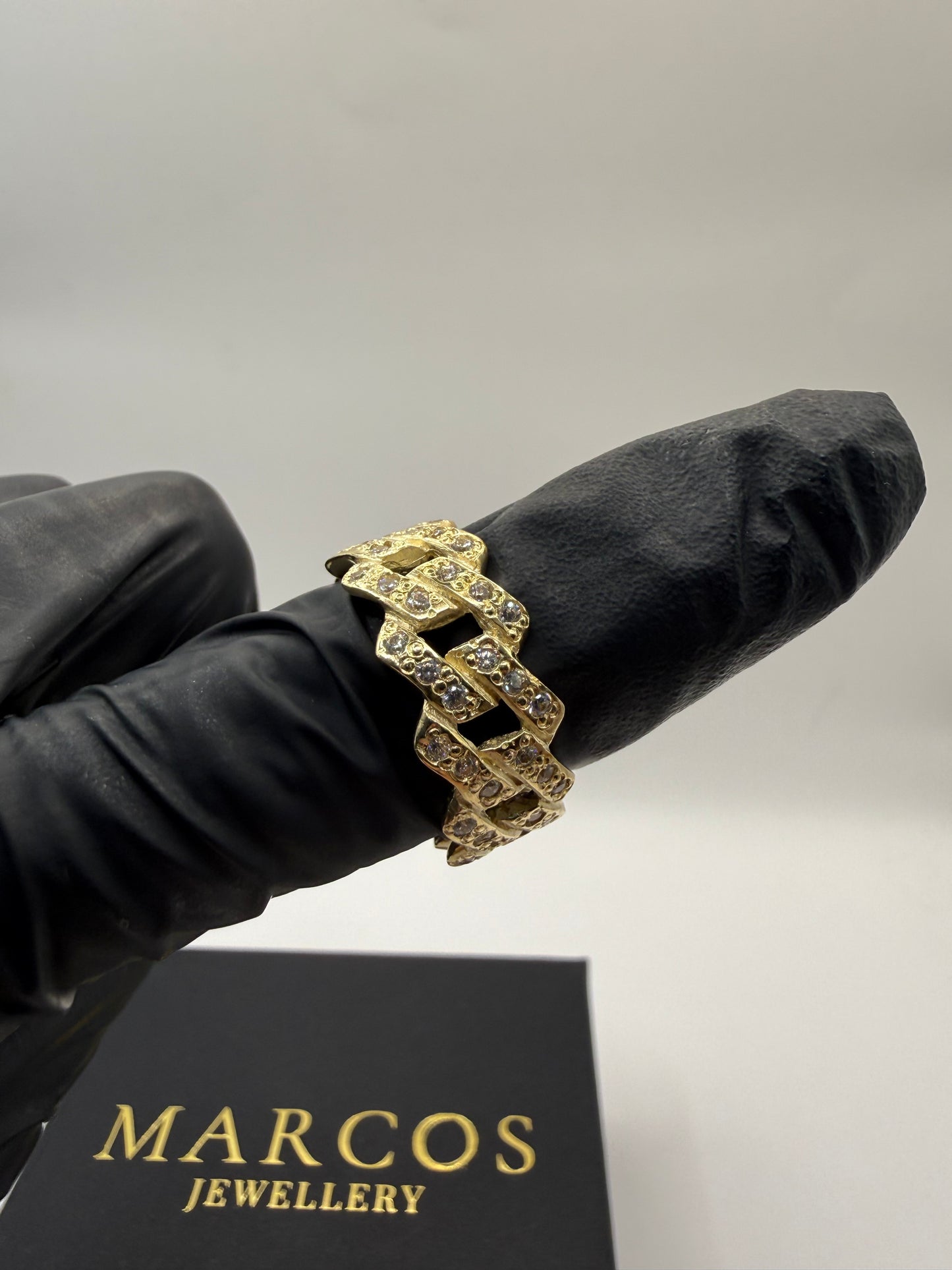 9ct Gold Stone Set Cuban Ring 9g