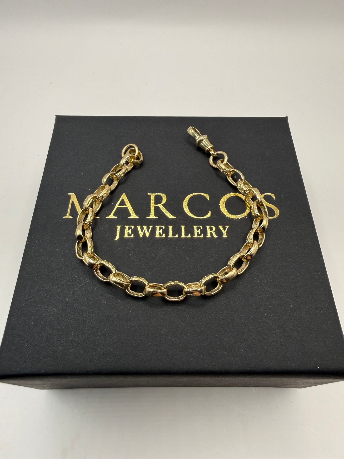 9ct Gold Oval Belcher Bracelet 7.25" 6mm 9.9g