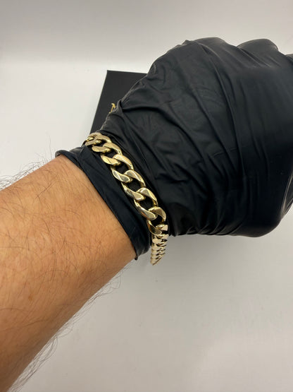 9ct Gold Curb Bracelet 8.1" 11mm 33.53g