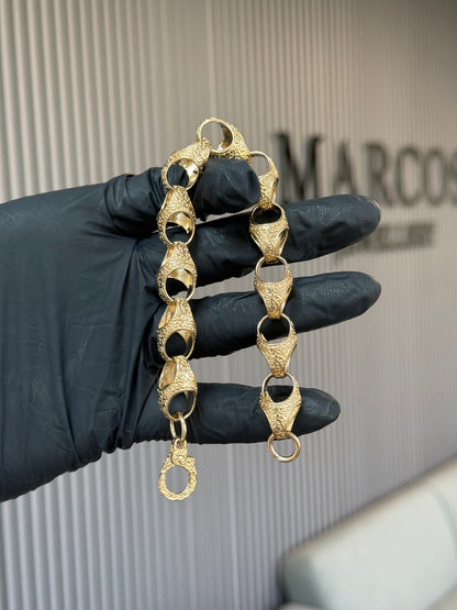 9ct Gold Acorn Bracelet 9.25" 13mm 36.2g