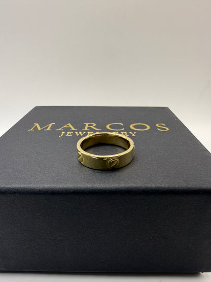 9ct Gold Designer Style Ring