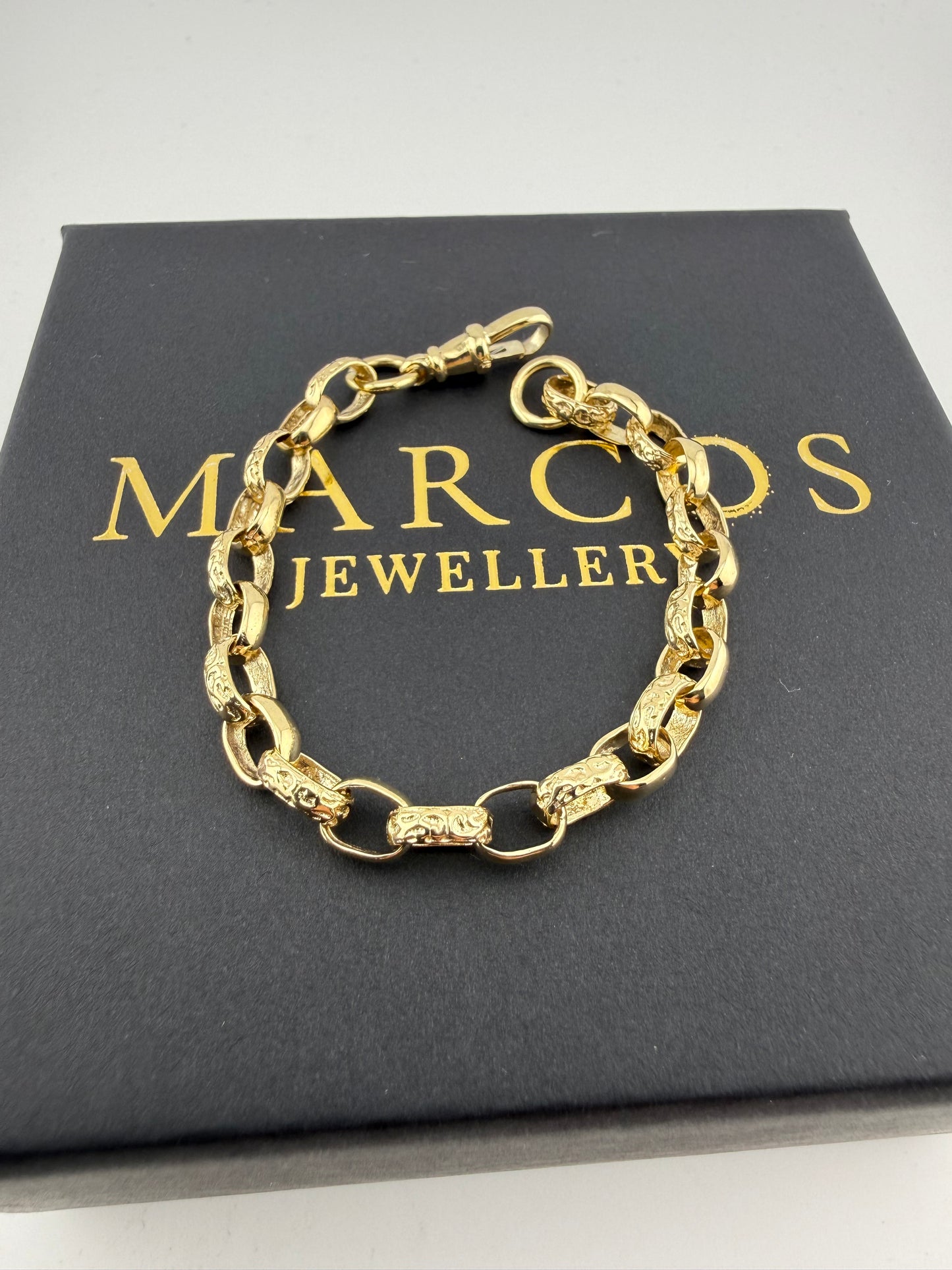 9ct Gold Oval Belcher Bracelet 6.4" 6mm 8.59g