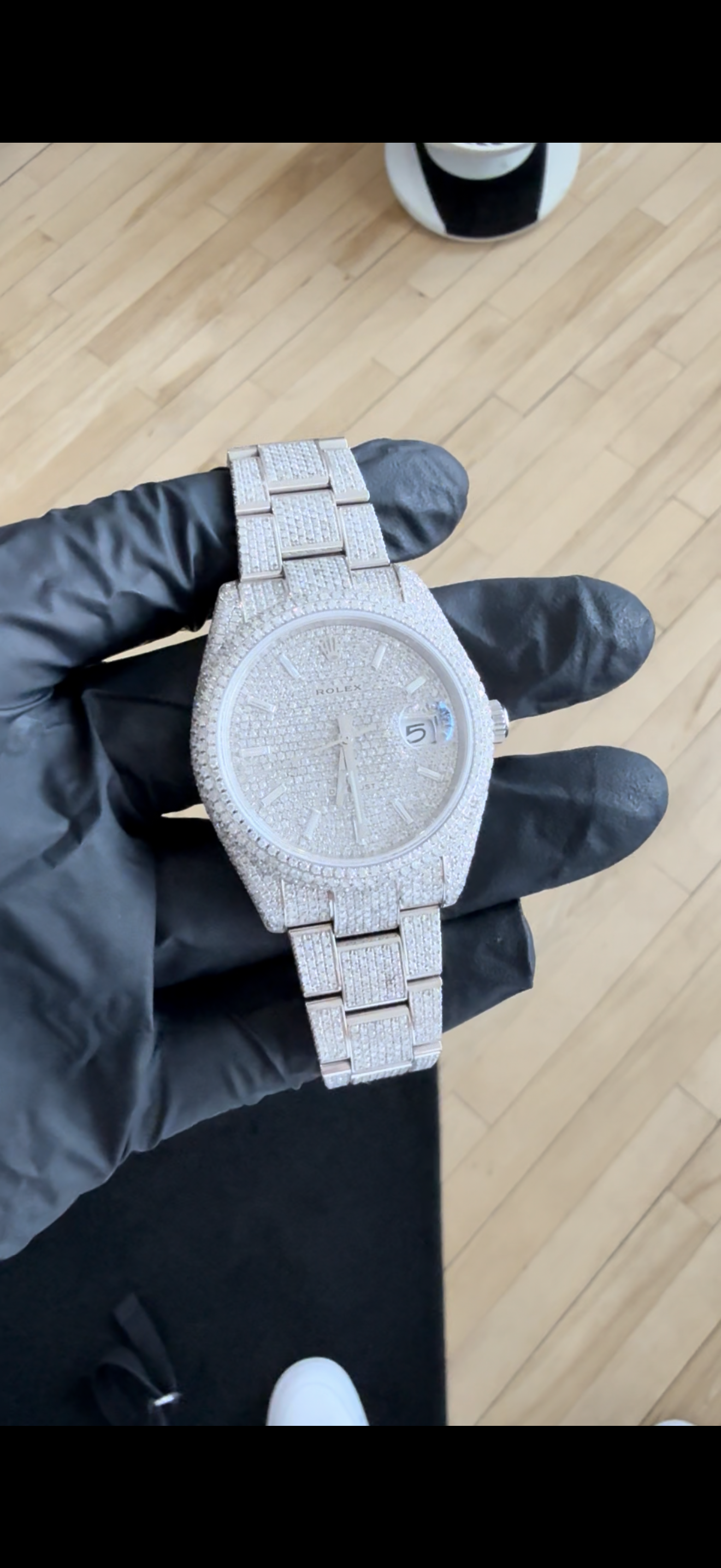 Rolex Datejust 41mm 126300 2024 Diamond Set Oyster Bracelet